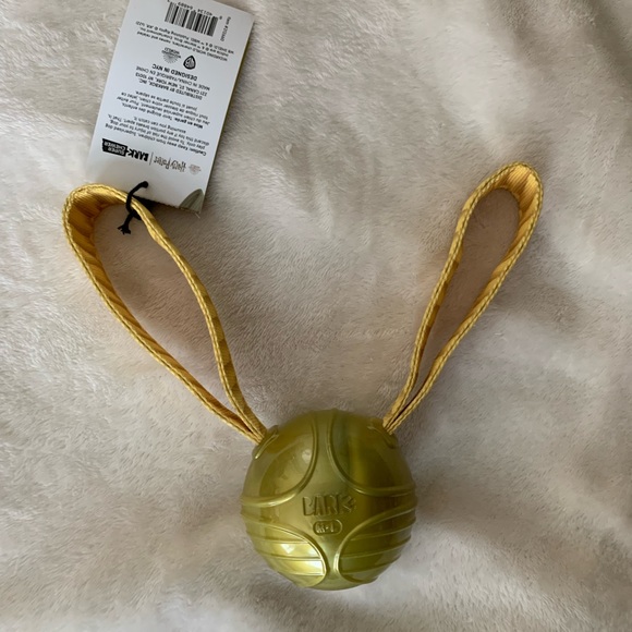 NEW “THE GOLDEN SNITCH” FROM HARRY POTTER COLLECTION BY BARK, SIZE MED/LRG - Picture 1 of 11